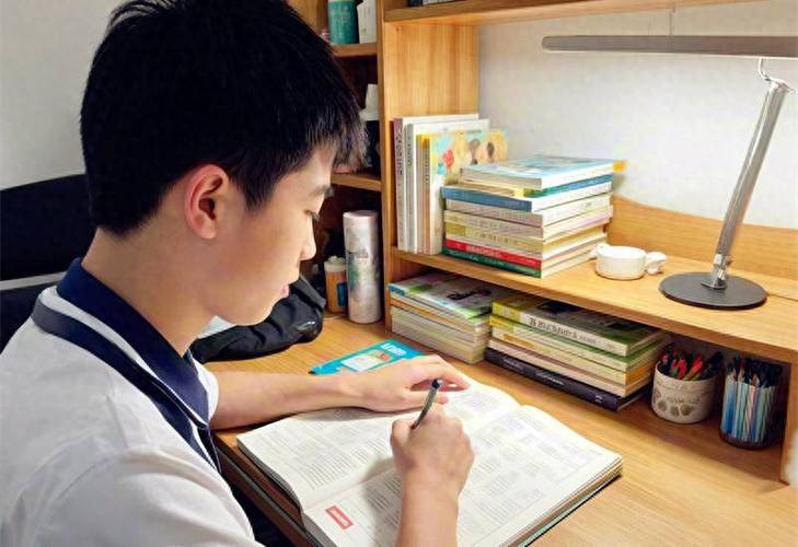 七年级学生做作业时遇到什么难题？